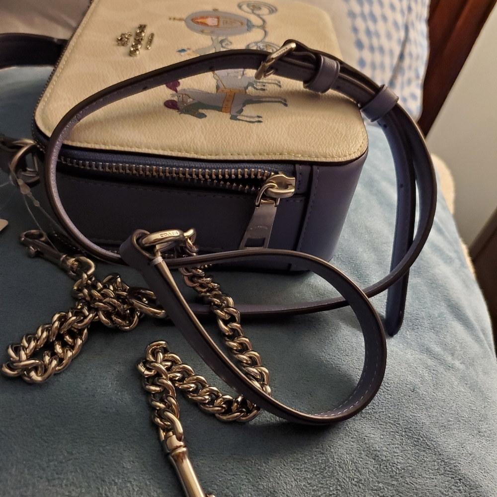 Coach X Cinderella NWT Rare Mini Crossbody Bag with Carriage Design - Picture 12 of 12